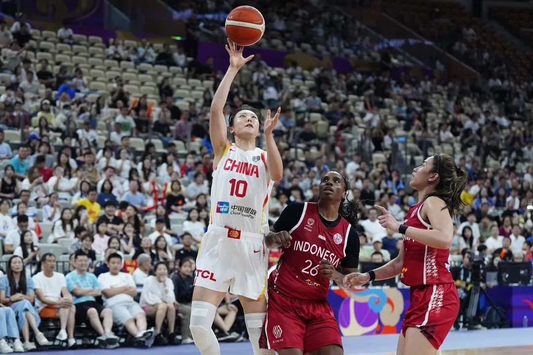 罗马尼亚女篮对决爆发冲突中国队全力备战